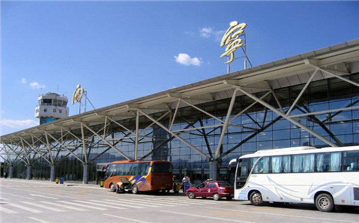 空运西宁机场